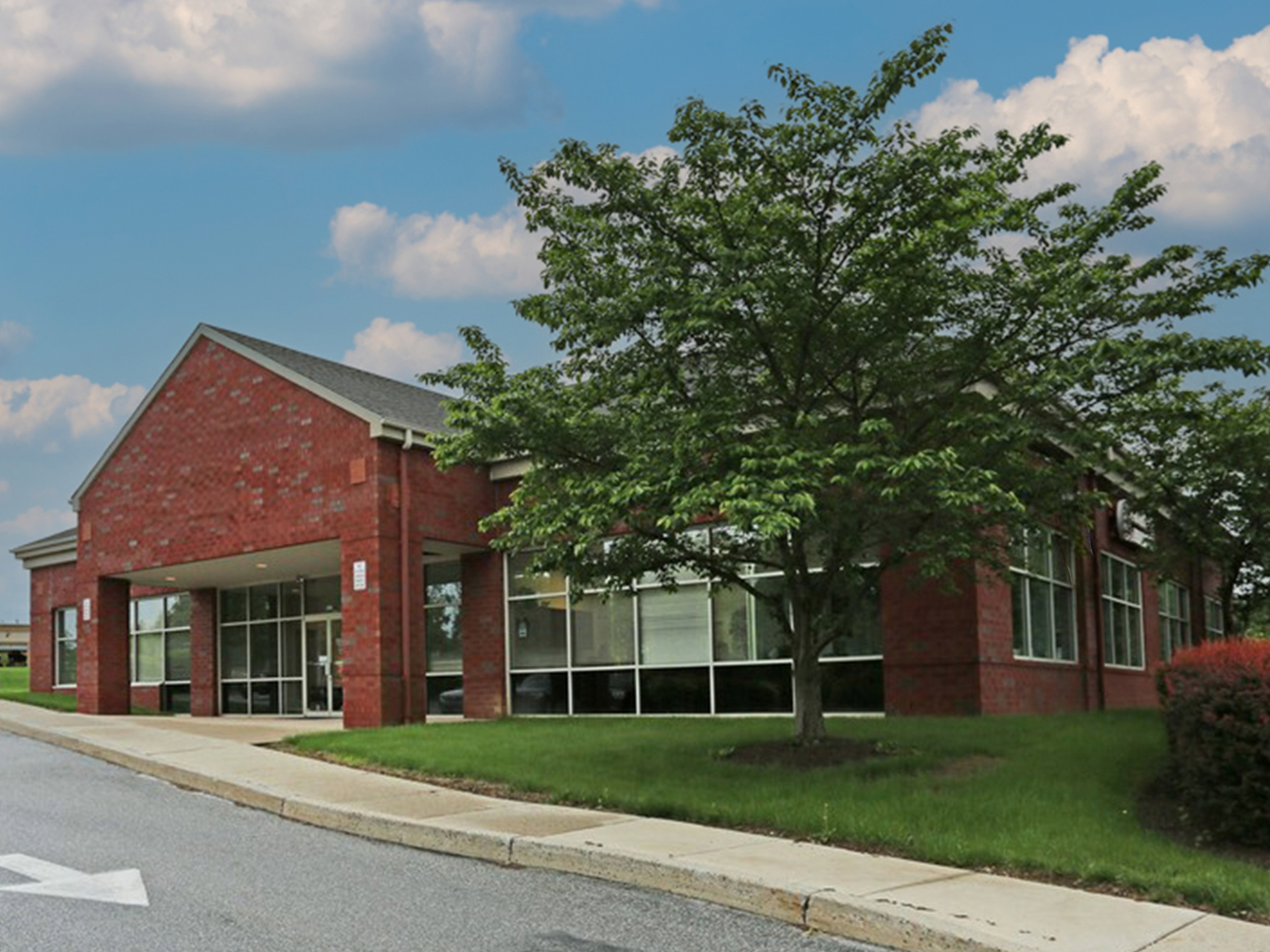 Exterior front image of STR outpatient center located in Exton, PA
